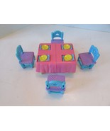 Mattel C6914 Dora the Explorer Pink Birthday Dining Table &amp; 4 Chairs 2003 - $17.57 CAD