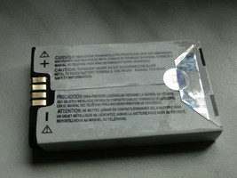 Genuine Motorola SNN5699A Battery For T720, T721, V810, E398, ROKR E1   - $12.37