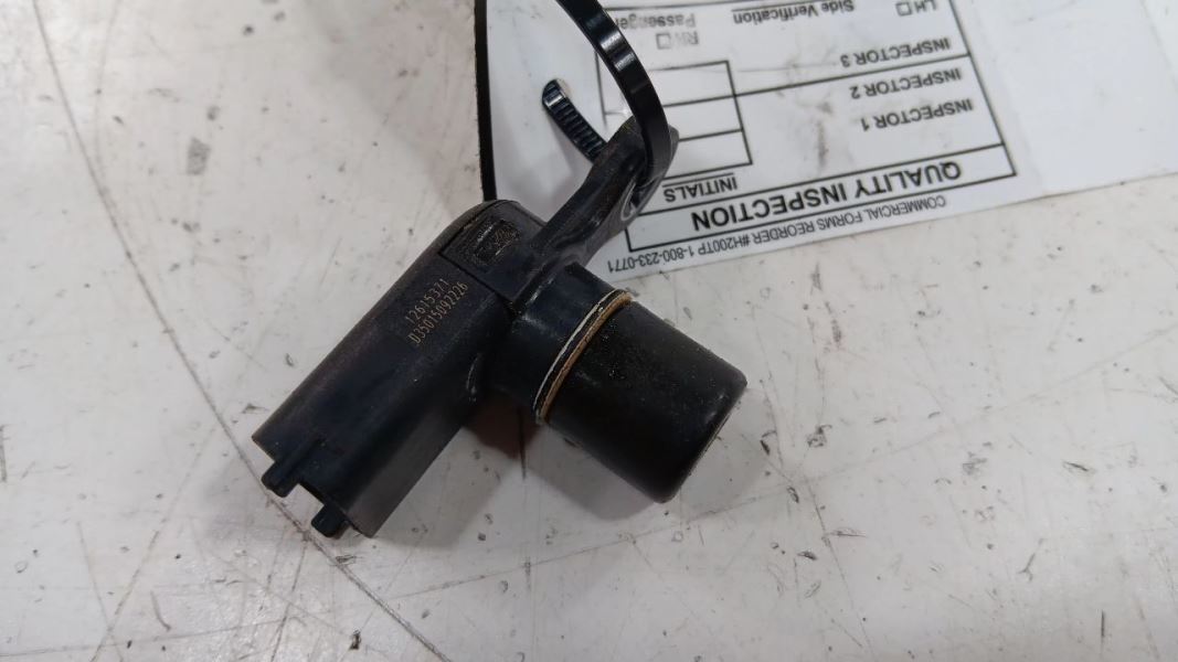 2016 Buick Lacrosse Camshaft Cam Shaft Position Sensor  - $19.84