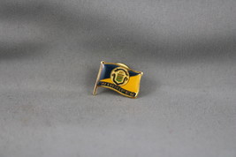 Vintage Tourist Pin - City of Winnipeg City Flag - Celluloid Pin - $15.00