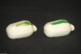 Old Vintage Corn on the Cob Ears w Husk Salt &amp; Pepper Shakers Kitchen To... - $12.86