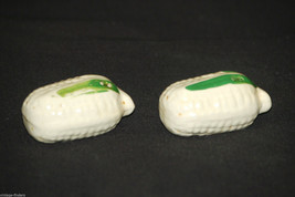 Old Vintage Corn on the Cob Ears w Husk Salt &amp; Pepper Shakers Kitchen Tool Decor - £10.08 GBP