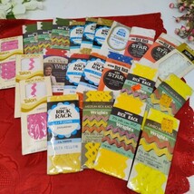 Mixed Lot 23 Vtg Sealed Rick Rack Trims Wrights J&amp;P Coats Seam Binding H... - $34.19 CAD