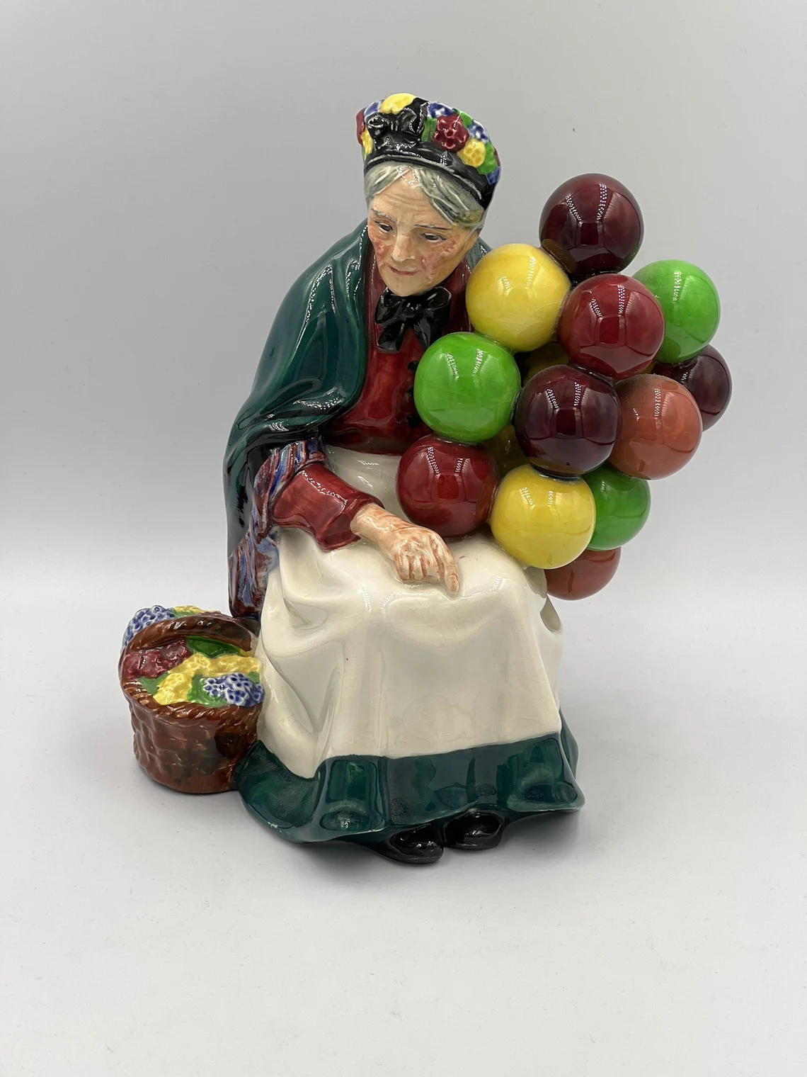 Royal Doulton The Old Balloon Seller HN1315 Porcelain Figurine 7 1/2” - £86.33 GBP