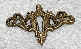 Old Keyhole Scrolls Detail Lock Cover Brass Colored 2 1/8 x 1 3/8 inch K... - $174.68 MXN