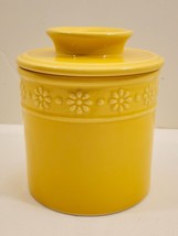Ceramic Butter Crock Spreadabe Butter Keeper French Yellow Dainty Daisy ... - $14.85