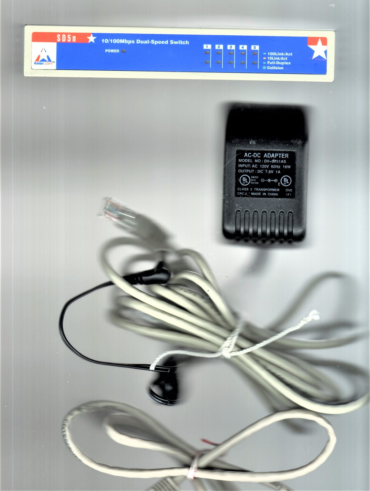 Ether Net Hub by Amer.com 10/100 - 5 Port Hub &amp; 2 RJ 45 Cables &amp; Power S... - $11.00