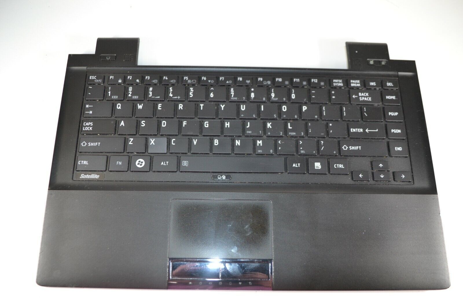 Toshiba Satellite R945 14" Palmrest w/ Touchpad + Extras GM903128212A-A G2-Y2-b3 - $21.49