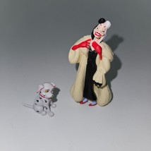 2 Disney 101 Dalmatians Figure Toy Lot Cruella De Vil Dog Red Collar Cak... - $9.85
