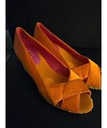 New Chaps Womens 8 B Dakota Orange Shiny Satin Open Toe Wedge Heel Pink ... - $26.64 CAD