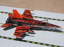 Royal Canadian Air Force CF-18 188720 GeminiJets ACES GACAF10001 Scale 1:72 RARE - £167.61 GBP