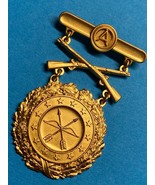 3rd ARMY, EXCELLENCE IN COMPETITION EIC, RIFLE, GOLD, BADGE, PINBACK, HA... - $1,222.72 MXN