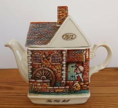 Vtg Wellington Sadler pottery England &quot;The Old Mill&quot; Teapot - £31.59 GBP