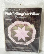 Vintage 1979 Yours Truly Pink Rolling Star Quilted Pillow Kit - 19&quot; Roun... - £18.94 GBP