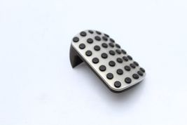 97-04 MERCEDES-BENZ SLK230 R170 BRAKE PEDAL COVER PAD Q2934 image 5