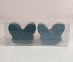 New Dolly Parton Pair Of Blue Butterfly 2.25" Salt & Pepper Shakers - $11.63 New Dolly Parton Pair Of Blue Butterfly 2.25" Salt & Pepper Shakers - $11.63