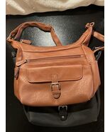 Lot Of 2 Non-Leather Material Purses One Brown And One Black - READ - $454.60 MXN