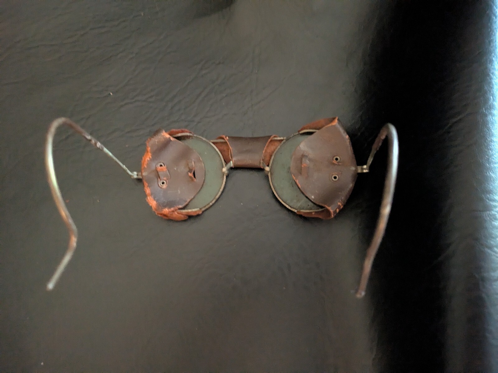 1940 Welding Glasses Goggles Green Lens Leather Side Shield Bridge Steampunk Item image 5