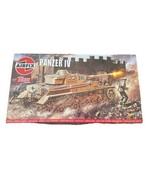 Airfix Vintage Classic Panzer IV F1/F2 1:76 Scale Plastic Model Tank A02... - $14.84