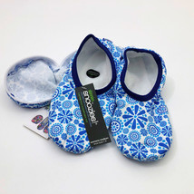 Snoozies Women&#39;s Stretch Comfort Travel Pouch Skinnies Pinwheels Blue Medium 7/8 - $14.84