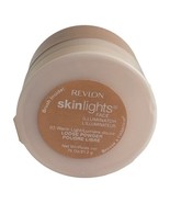 Revlon Skinlights Face Illuminator 03 Warm Light Loose Powder New - $91.23 CAD