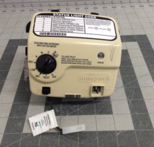 Honeywell Water Heater Gas Valve WV8840B1118 - $59.35