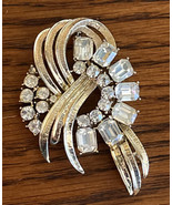 Icy Rhinestone ? Coro Circle Silver Gold Tone Ribbon Brooch Pin Vintage ... - £23.73 GBP