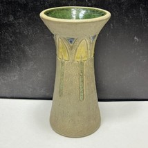 Roseville Mostique Gray 1916 Arts And Crafts Pottery Yellow Flower Vase ... - $114.84