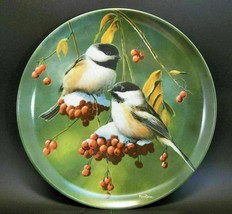 Encyclopedia Britannica Knowles Kevin Daniel Bird Collector Plate Chickadee - £9.48 GBP