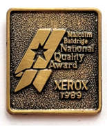 Xerox 1989 Malcolm Baldrige National Quality Award Lapel Pin Bronze Tone... - $238.69 MXN