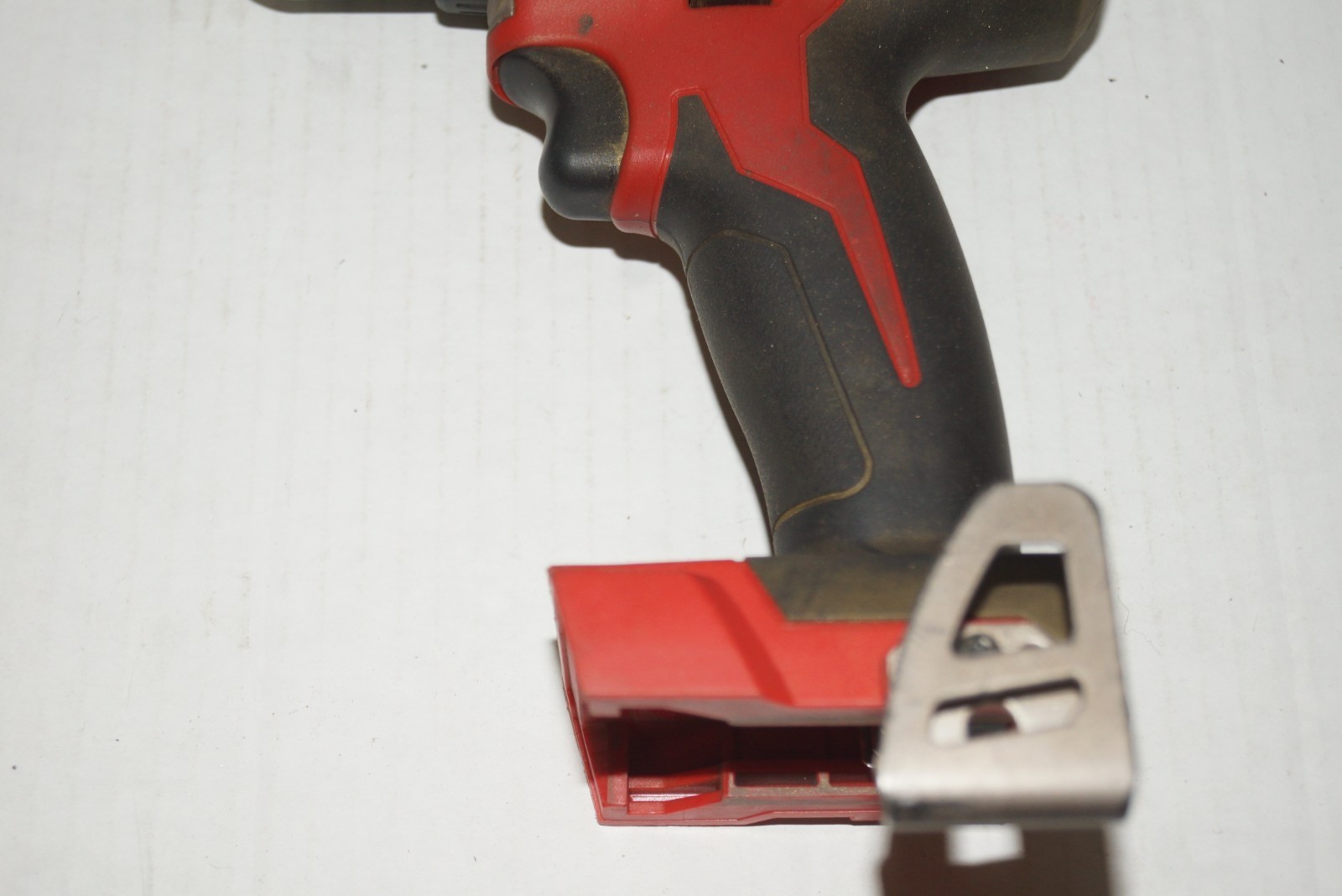 FOR PARTS NOT WORKING - Milwaukee 2801-20 M18 Brushless Cordless Drill Driver Item image 13