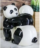 Ceramic Hugging And Dancing Giant Panda Bears Salt And Pepper Shakers Se... - €14,58 EUR