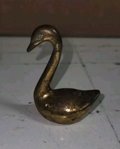 Vintage 2.5 Inch Tall Brass Swan Swimming Water Fowl - $148.93 MXN
