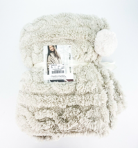 Hello Mello The Coziest Blanket Wrap Ultra Soft Plush Beige Tan Pockets Gift - £20.88 GBP