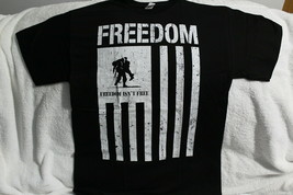 Soldier American Flag Usa Freedom Isn&#39;t Free Military T-SHIRT Shirt - £8.97 GBP+