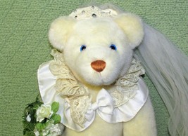 1999 Princess Bride Teddy Bear Ashton Drake Artist 15&quot; Jointed 1051 Cream Tiara - £14.37 GBP