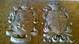 Set of 2 Shield wall plaques | Coat of Arms | Wall Decor | Medieval | Old World  - £71.50 GBP