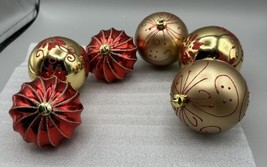 Ornament Christmas Balls 6 2 Red 2 Gold  2 Matte Round  10&quot; 2 Finial  9&quot;... - £11.17 GBP