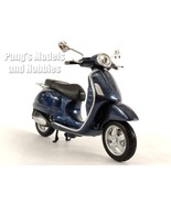 4 Inch Vespa Granturismo Scooter 1/18 Scale Diecast Model by Maisto - Blue - $317.01 MXN