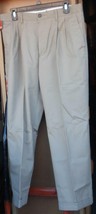 Dockers D3 Classic Khaki Men&#39;s Pants -Pleat Front -33Wx30L - Brand New With Tags - £31.18 GBP