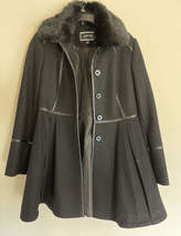 Women’s Winter Black Coat Apt 9 Size Medium Button Up - $72.75