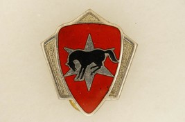 Vintage US Military 6th Calvary Brigade Insignia Crest DUI Pin - $10.88