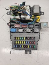 TL        2005 Fuse Box Cabin 1341095 - $49.38