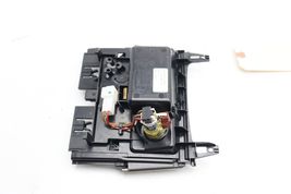 08-14 MERCEDES-BENZ W204 C300 CENTER CONSOLE ASHTRAY LIGHTER E3563 image 8