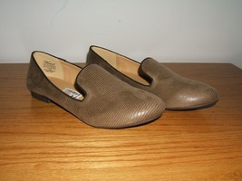 Wanted Shoes Women&#39;s Brown Suede Flat,Brown,8.5 (NWT) - £13.19 GBP