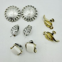 Vintage Coro Signed Earrings Lot 4 Pair Silver Gold Tone Enamel Leaf Clip - $276.24 MXN