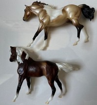 Breyer horse  Mosteno&#39;s Mother Mustang &amp; American quarter Horse stallion - $35.52