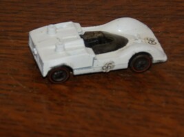 Vintage 1968 Hot Wheels White Chaparral Red Line Mattel Car - $44.55