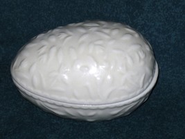 Embossed Egg Trinket Box White Ceramic - £7.07 GBP
