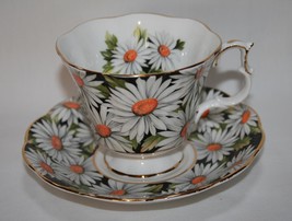 Royal Albert England Sylvia Daisy Tea Cup &amp; Saucer Set #2246 - £26.63 GBP